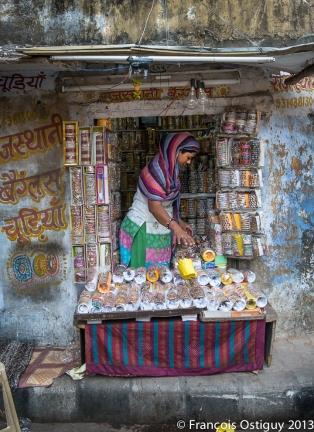 Échoppe dans une fenêtre